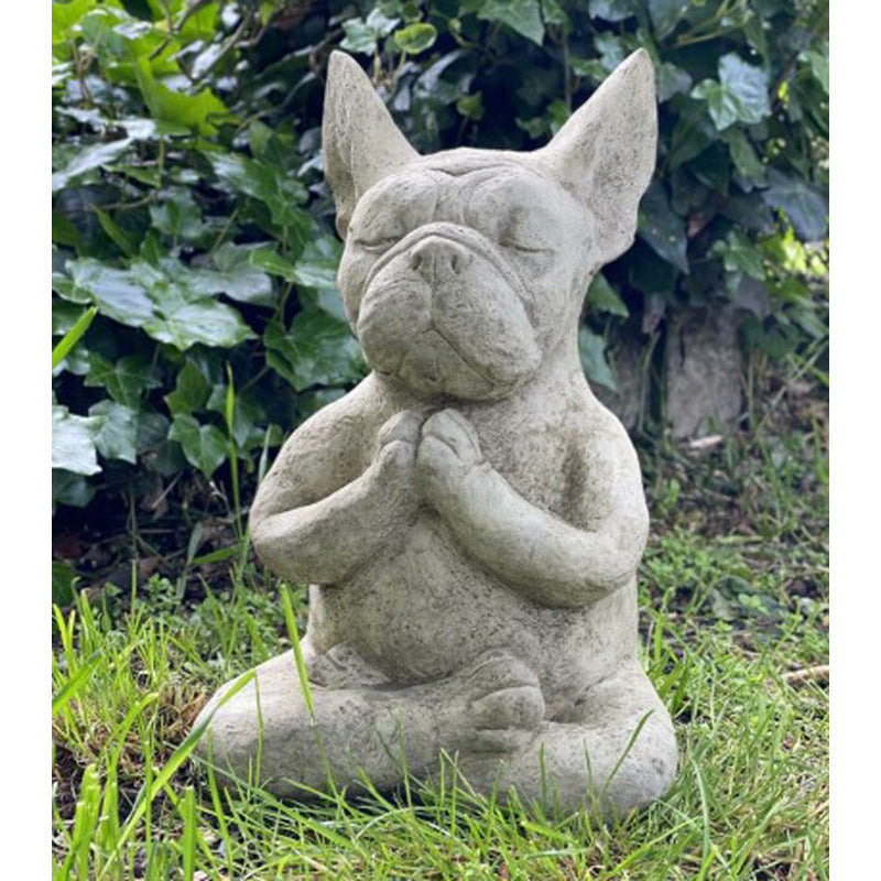 Statue de chien position yoga
